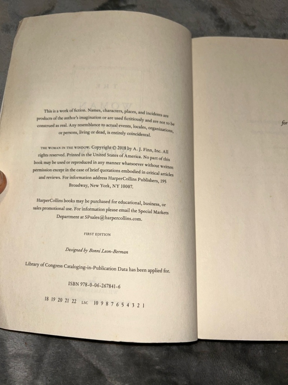 The Woman in the Window: A Novel by A. J. Finn, Paperback, 2018 - Picture 2 of 11